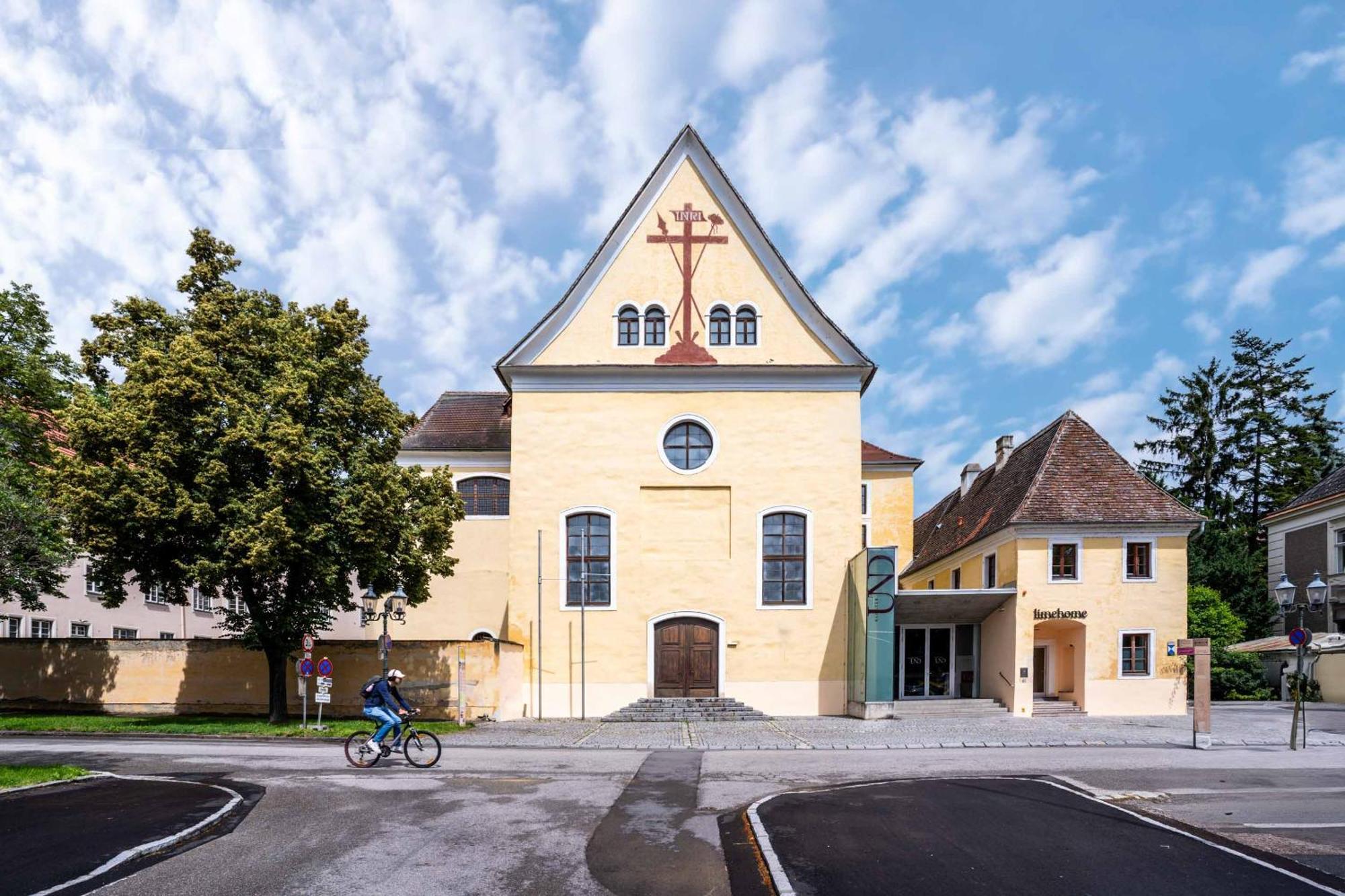 Limehome Krems Undstrasse Esterno foto