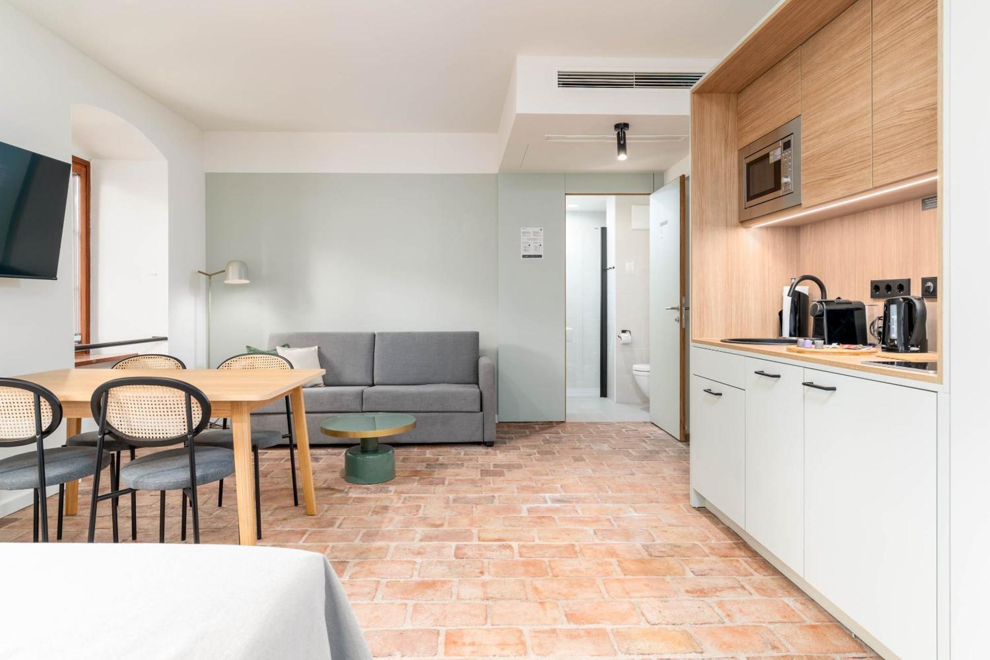 Limehome Krems Undstrasse Esterno foto