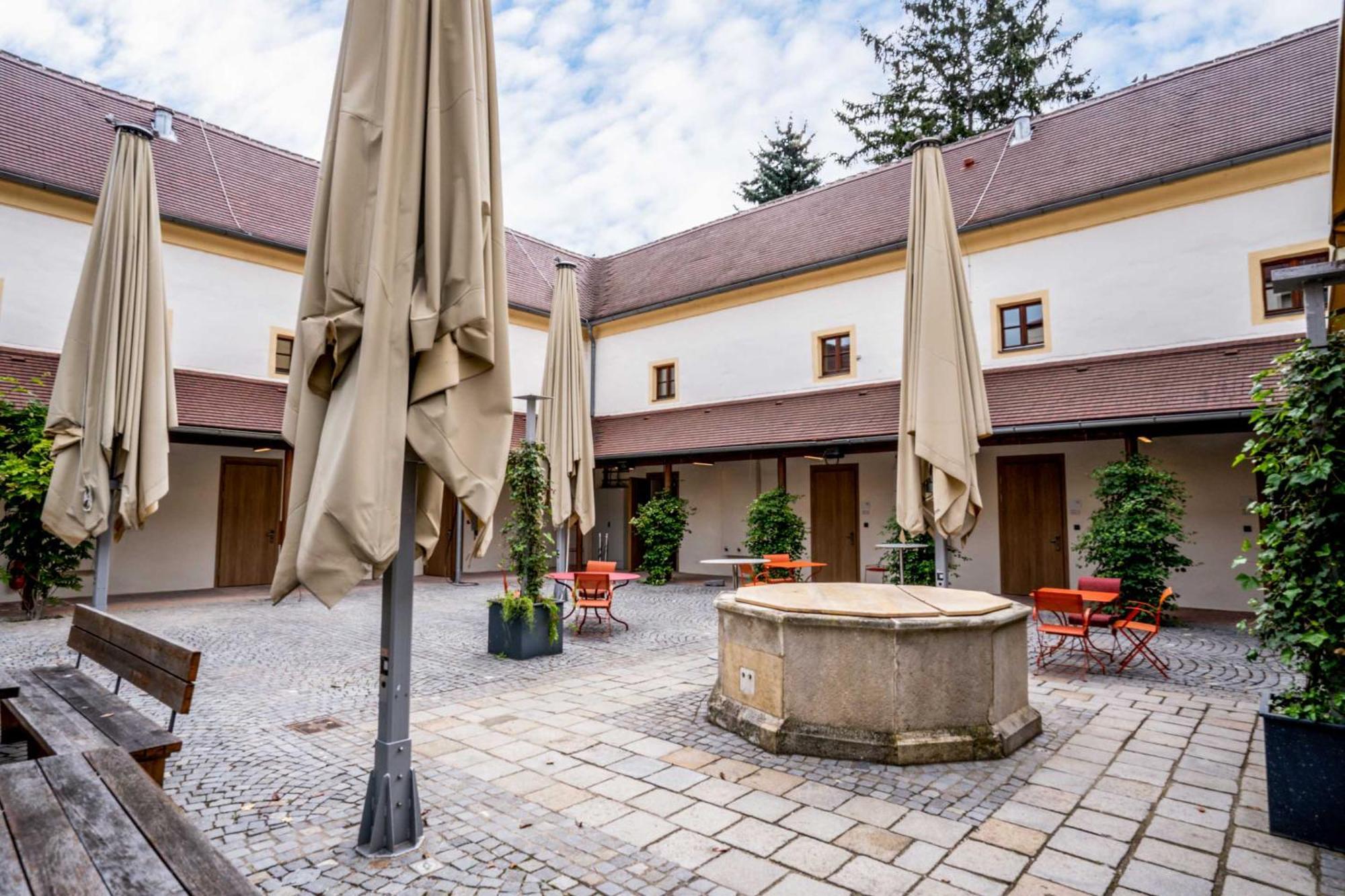 Limehome Krems Undstrasse Esterno foto